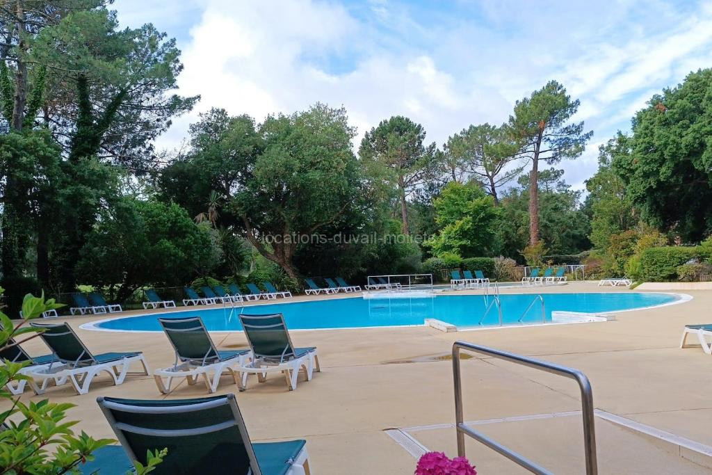 Photo de Quiet renovated nest with a nice view of the golf