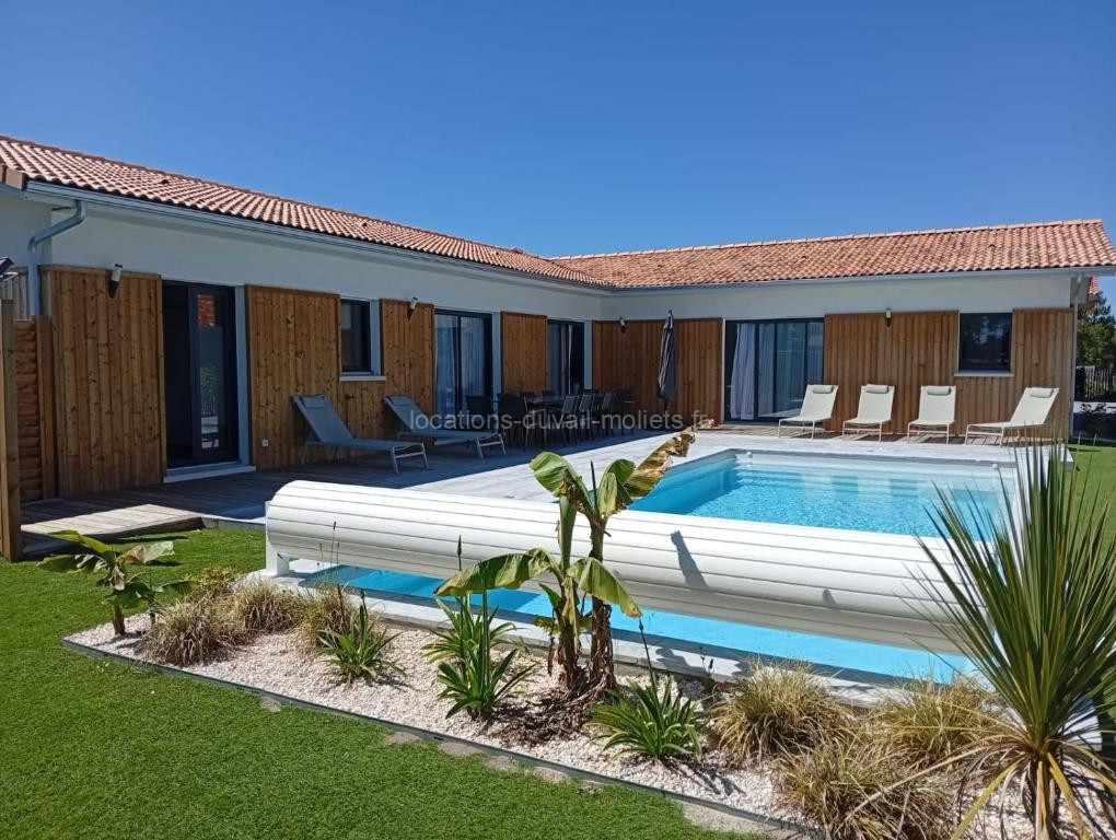 Photo de Villa Chrisaline, spacieuse et climatisée, 5 chambres, piscine privée