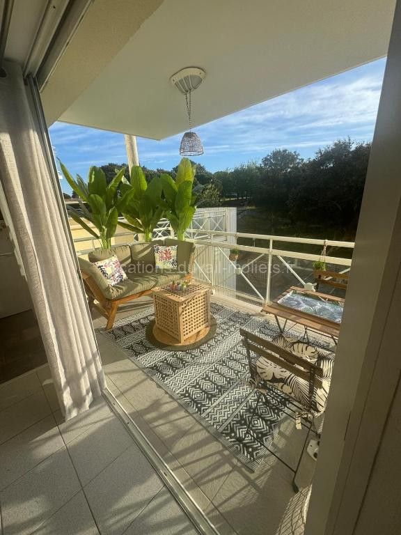 photo de Ocean and forest golf studio