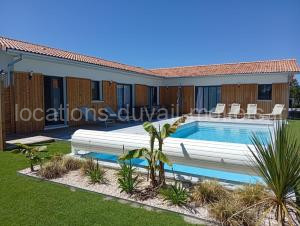 Villa Chrisaline, spacieuse et climatisée, 5 chambres, piscine privée à Moliets-et-Maa